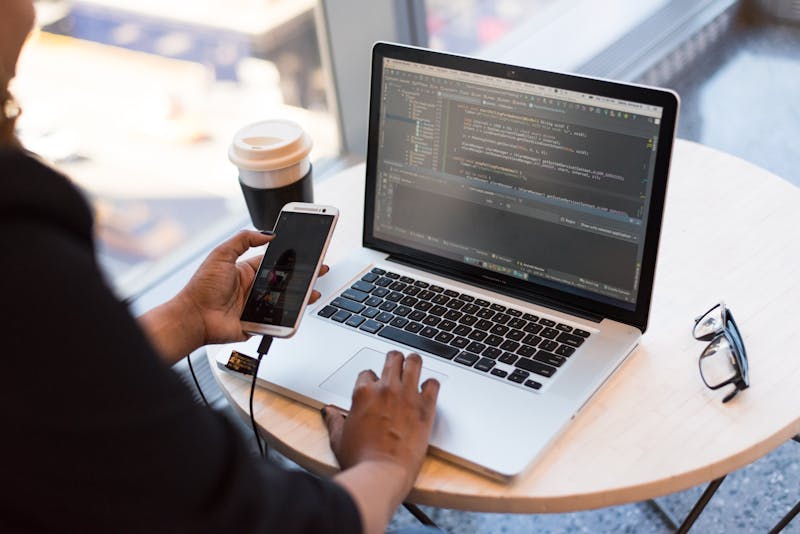Connected technology and devices in modern workspace